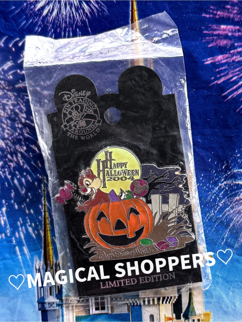 Disney Parks 2004 Happy Halloween Glow In The Dark Pin Limited Edition LE